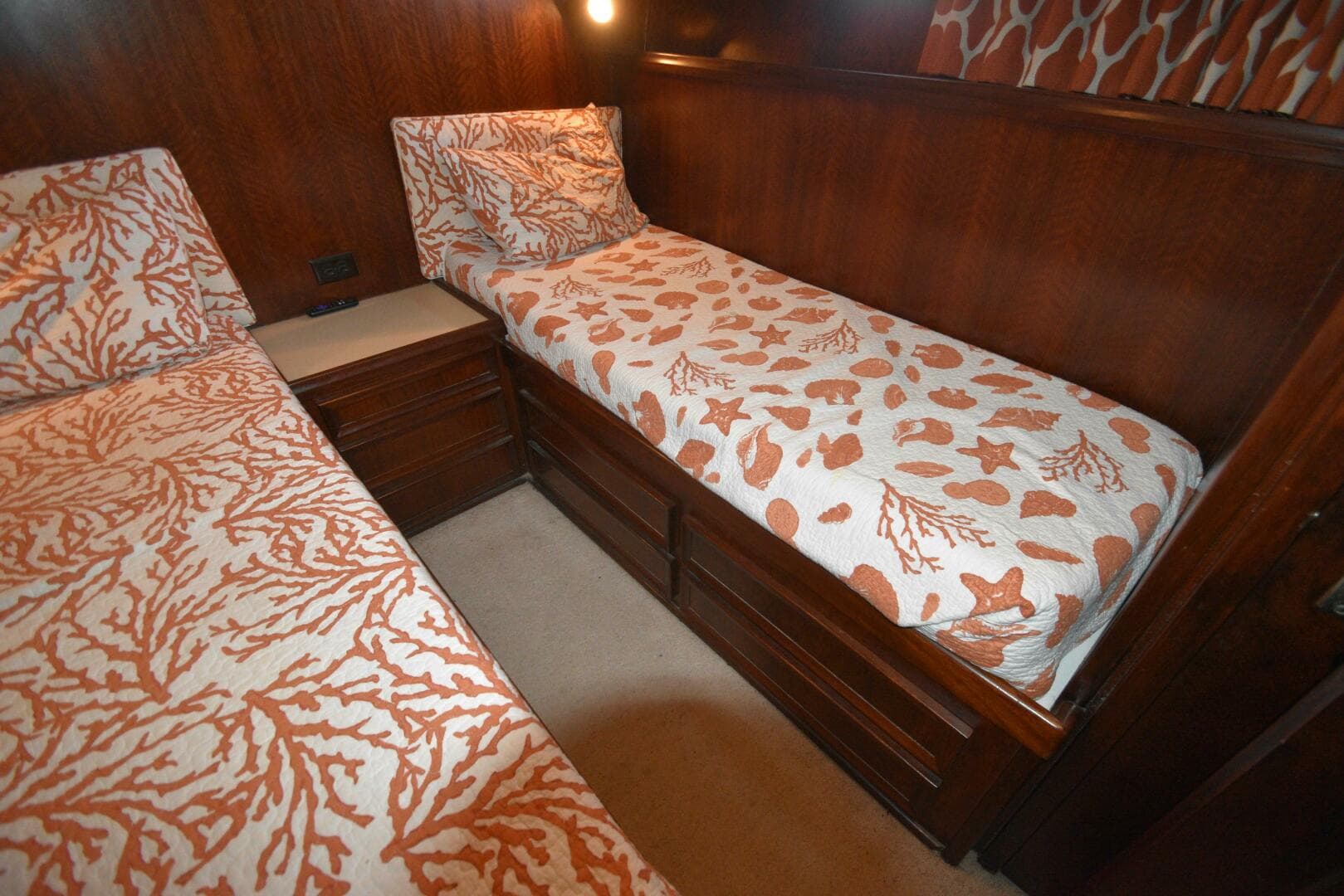 1978 Hatteras 46 Convertible