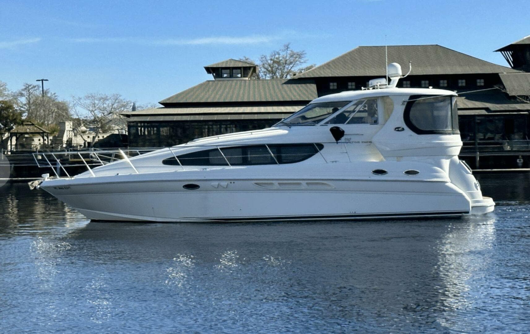 1 2004 Sea Ray 390 Exterior Port Side