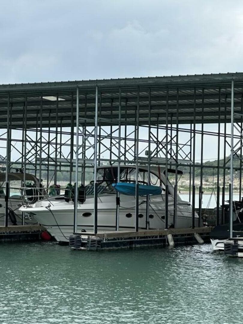 2007 Regal 4460 Commodore