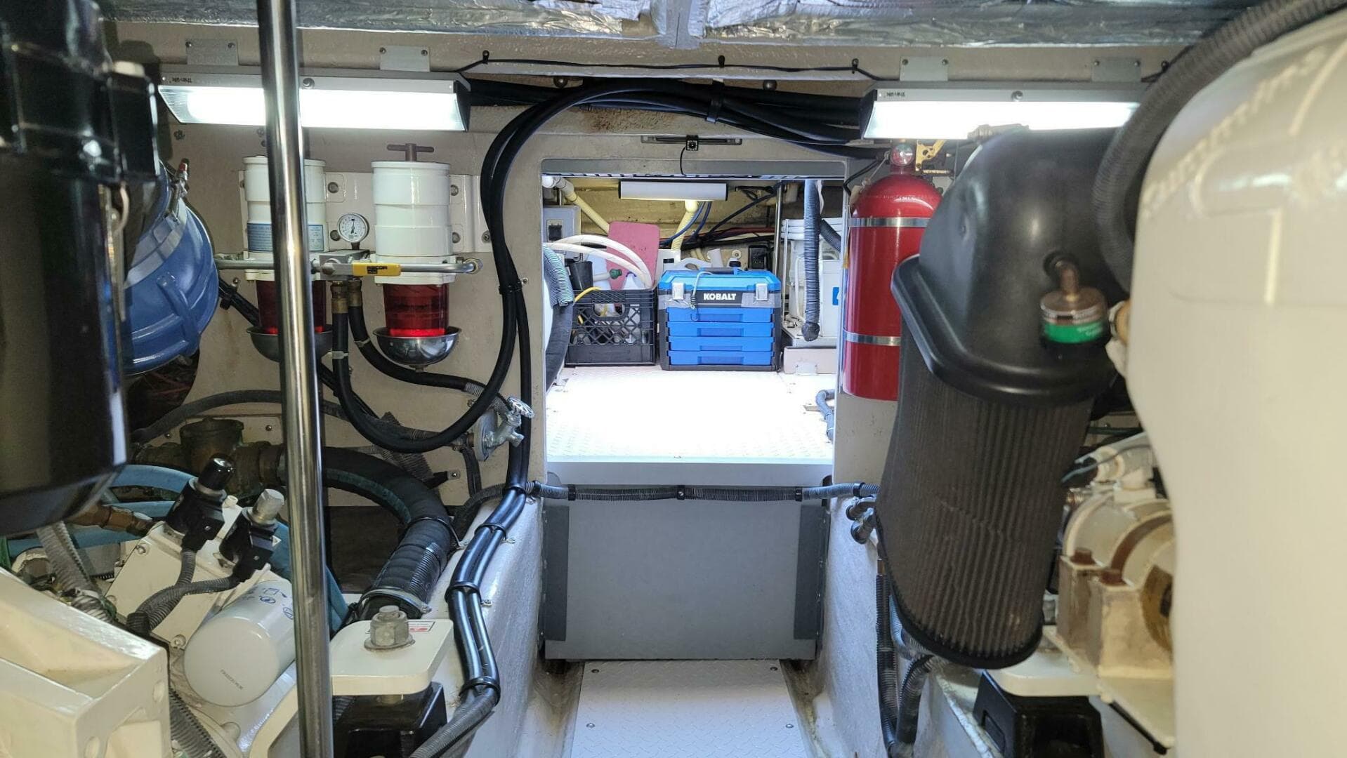 2004 Sea Ray 480 Sedan Bridge