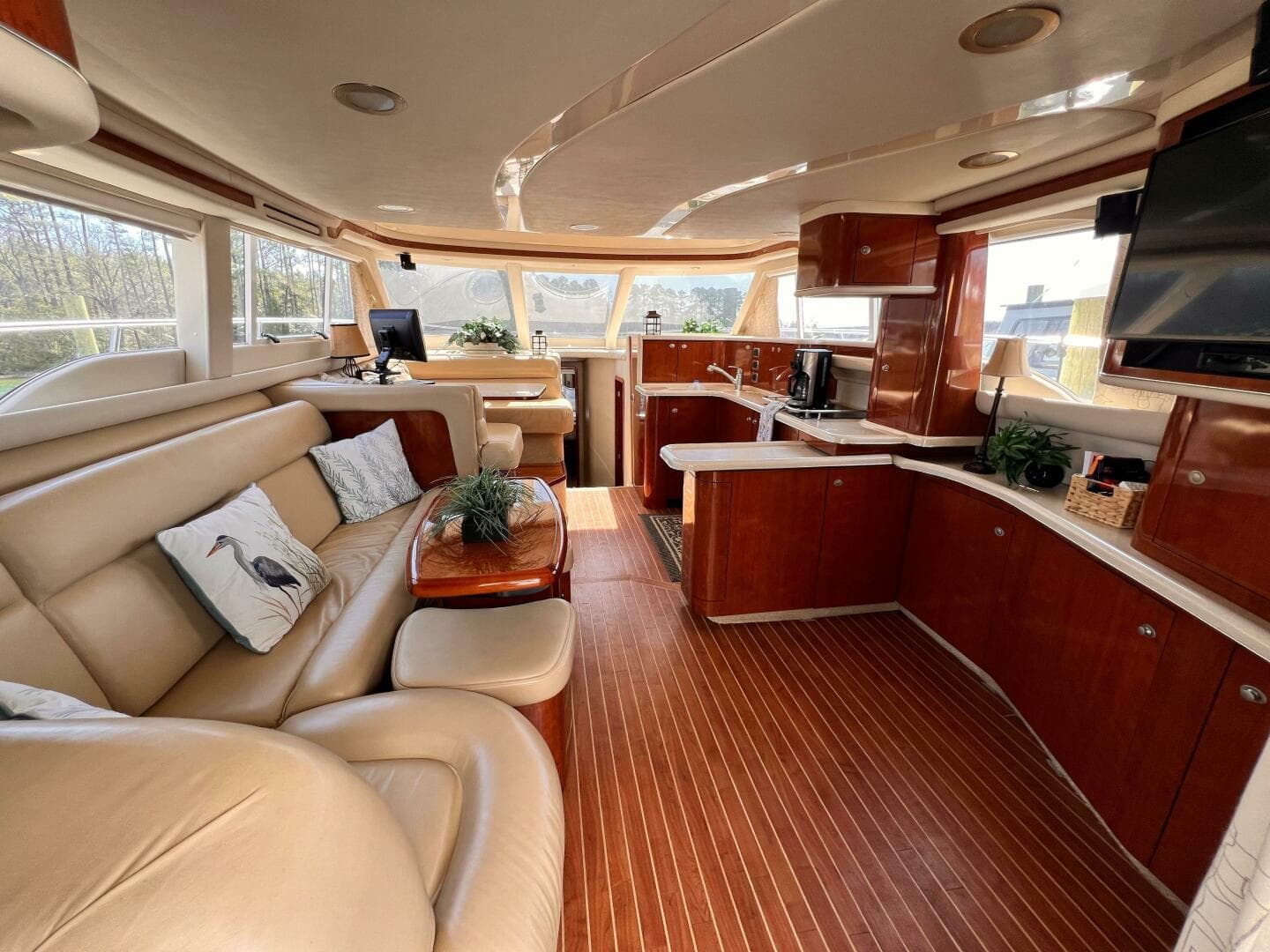 2004 Sea Ray 480 Sedan Bridge