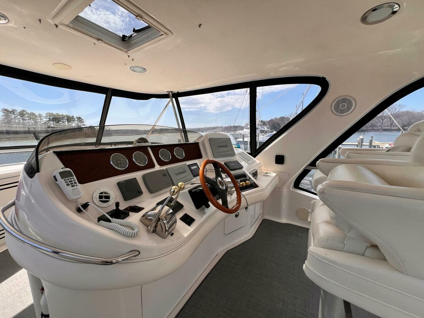 2004 Sea Ray 480 Sedan Bridge