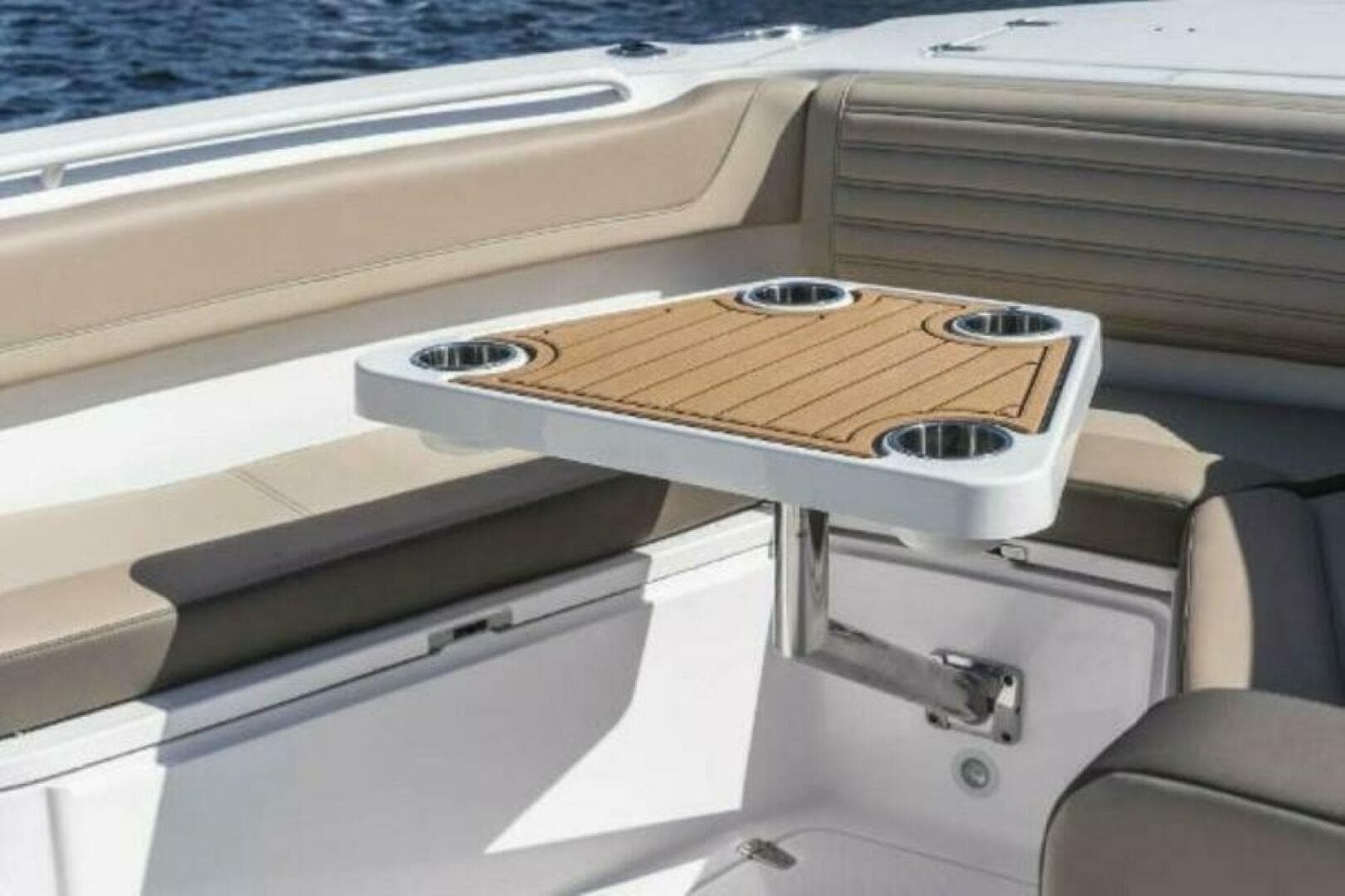 2025 Edgewater 340CC