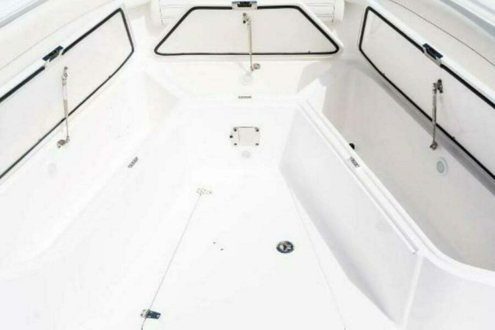 2025 Edgewater 340CC