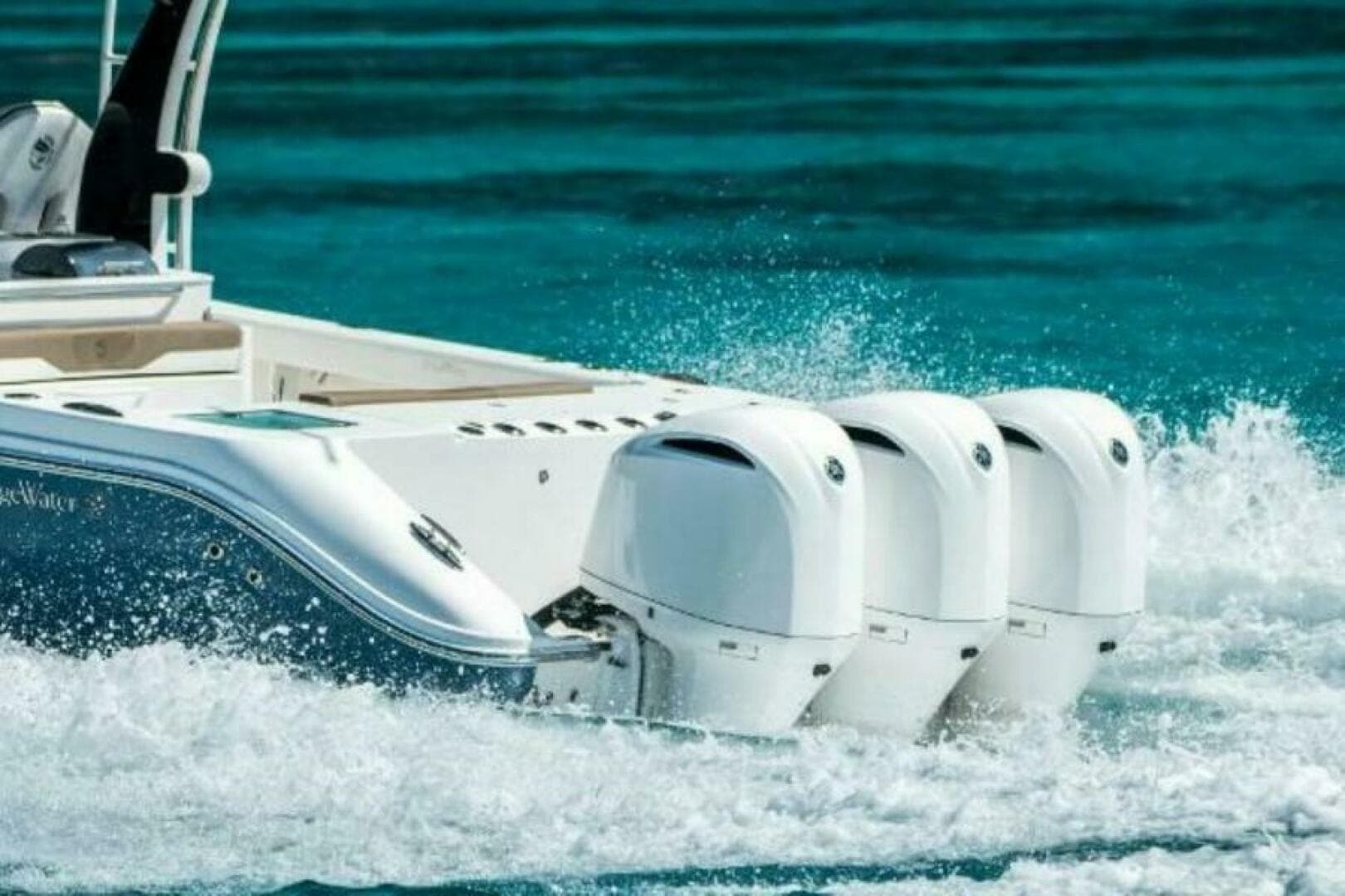 2025 Edgewater 370CC