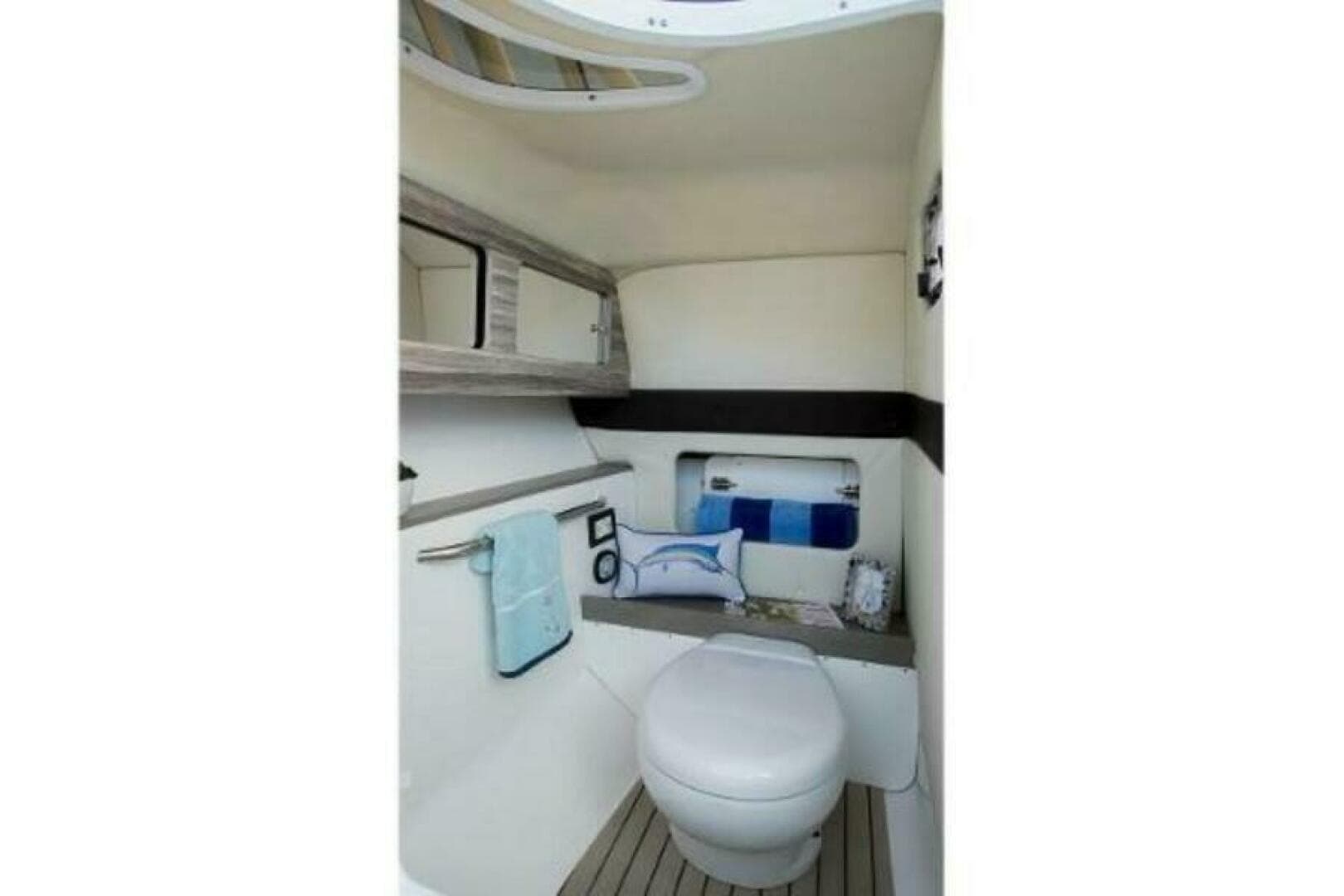 2025 Edgewater 248CX