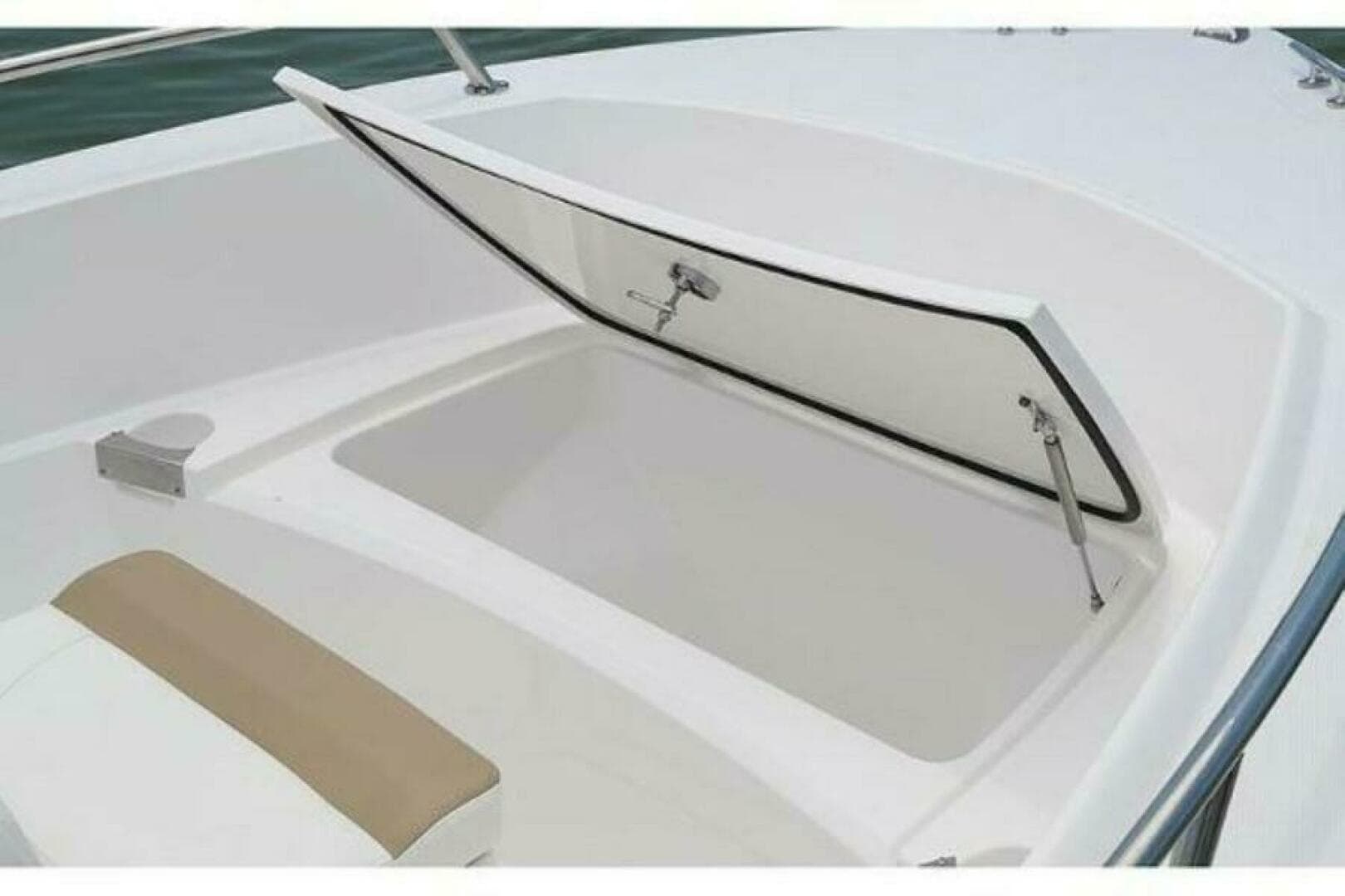 2025 Edgewater 170CC