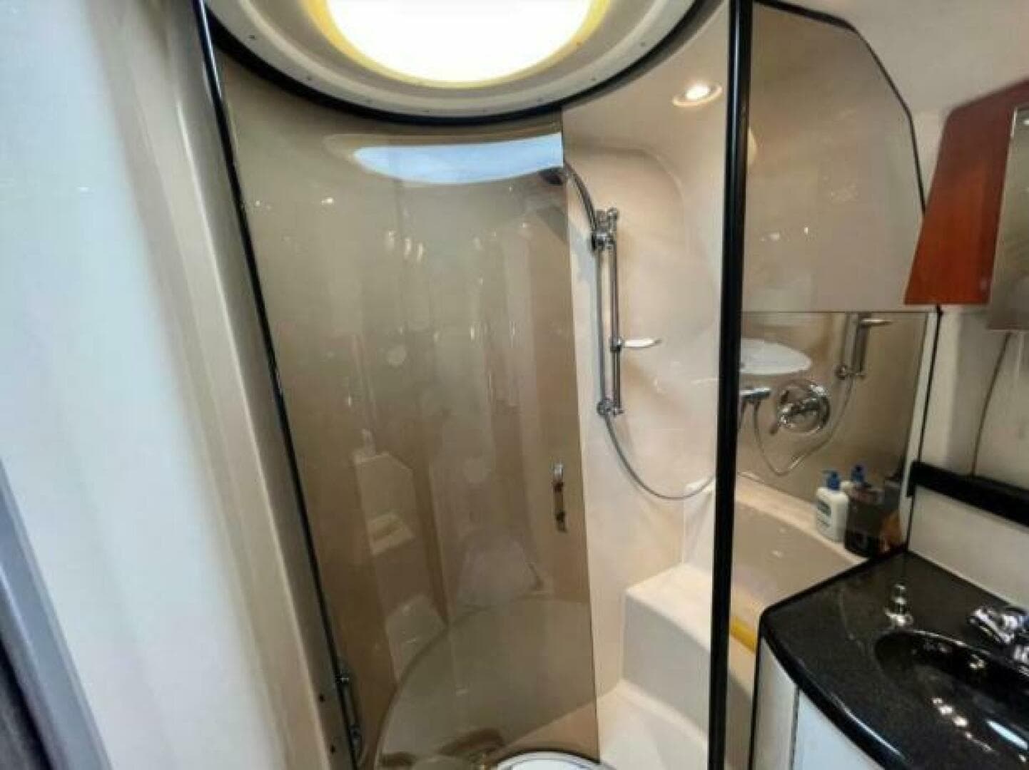 2008 Regal 4060 COMMODORE