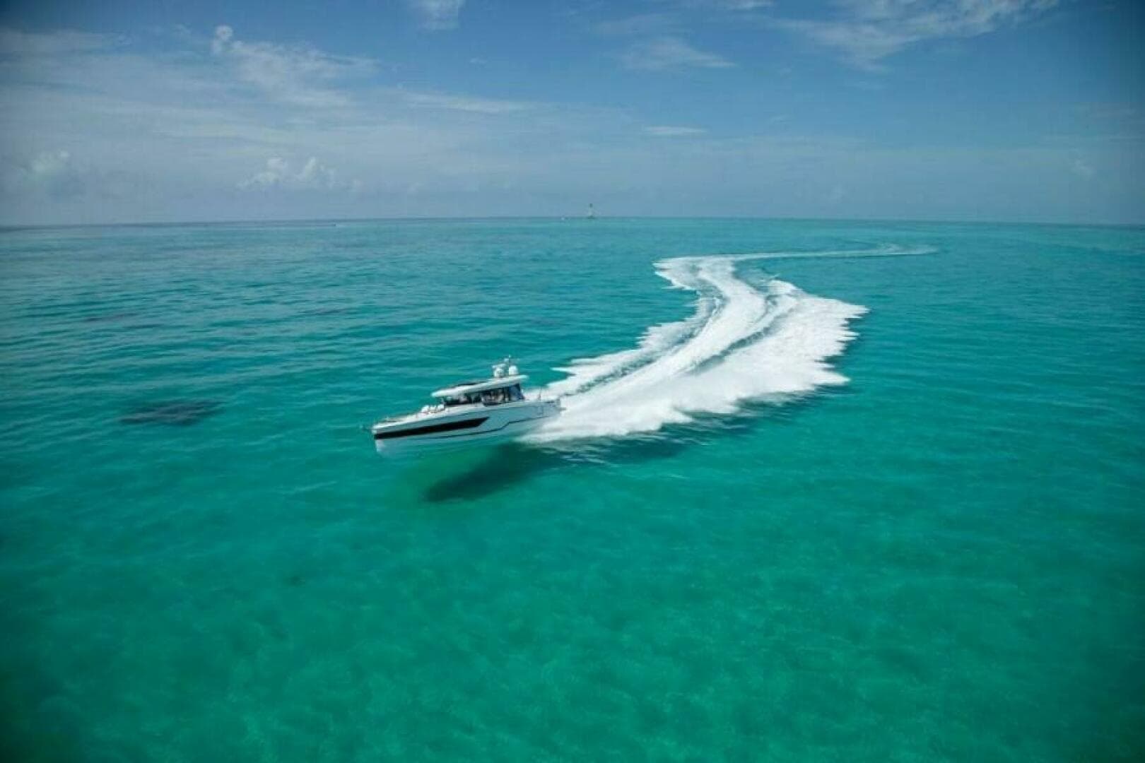 2025 Wellcraft 38 Explorer