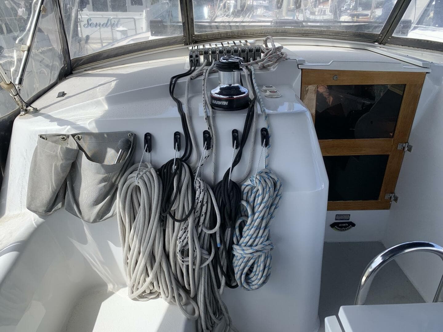 2007 Catalina Morgan 440 Deck Salon