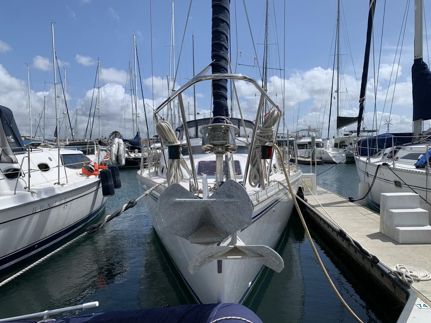 2007 Catalina Morgan 440 Deck Salon