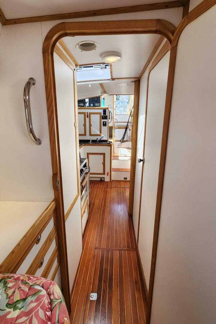 2004 Dudley Dix Jacobs Bros 43 Pilot