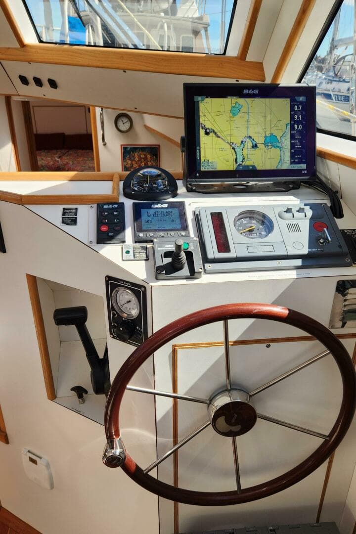 2004 Dudley Dix Jacobs Bros 43 Pilot