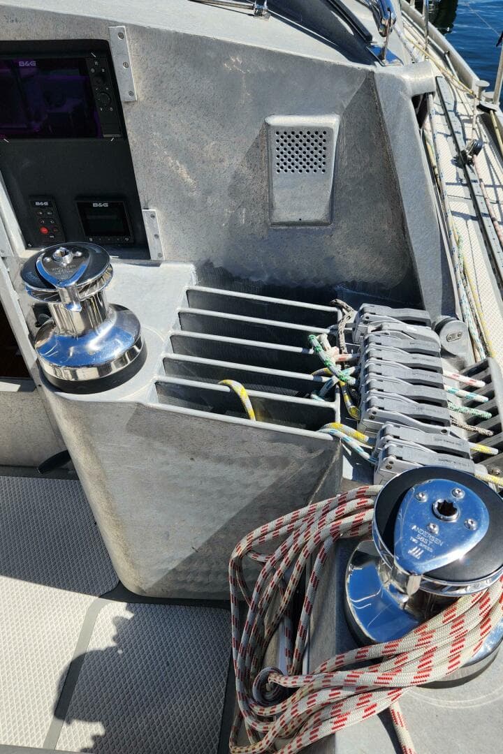 2004 Dudley Dix Jacobs Bros 43 Pilot