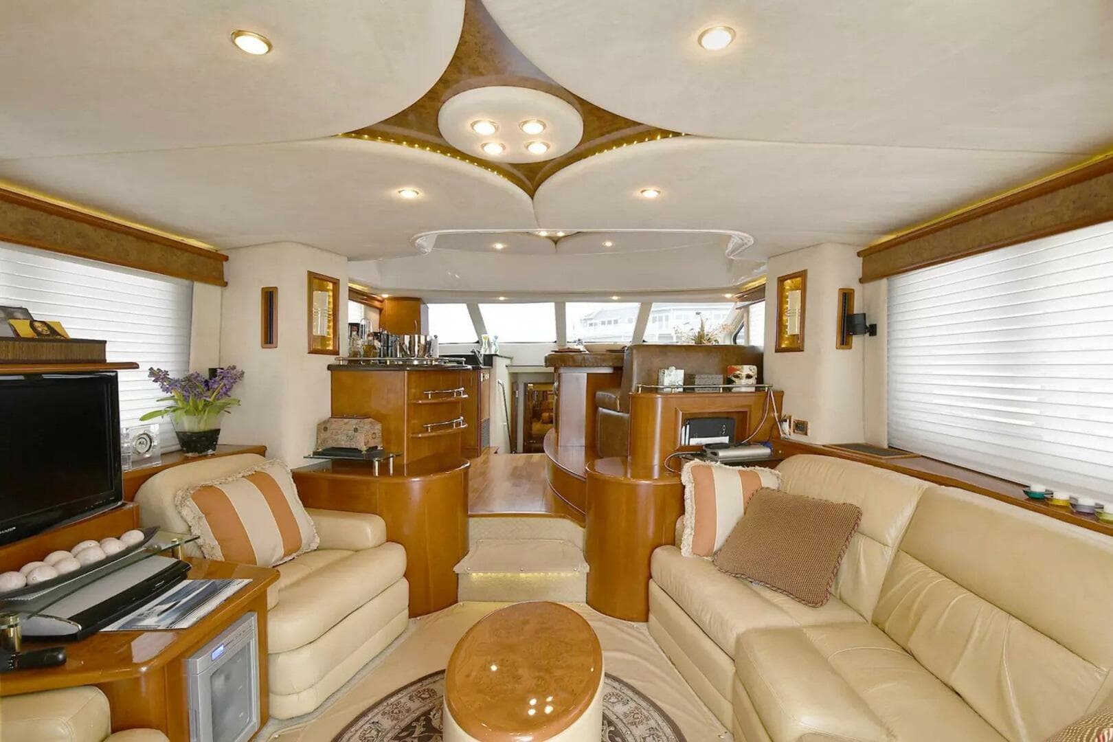 5 Salon Looking Forward