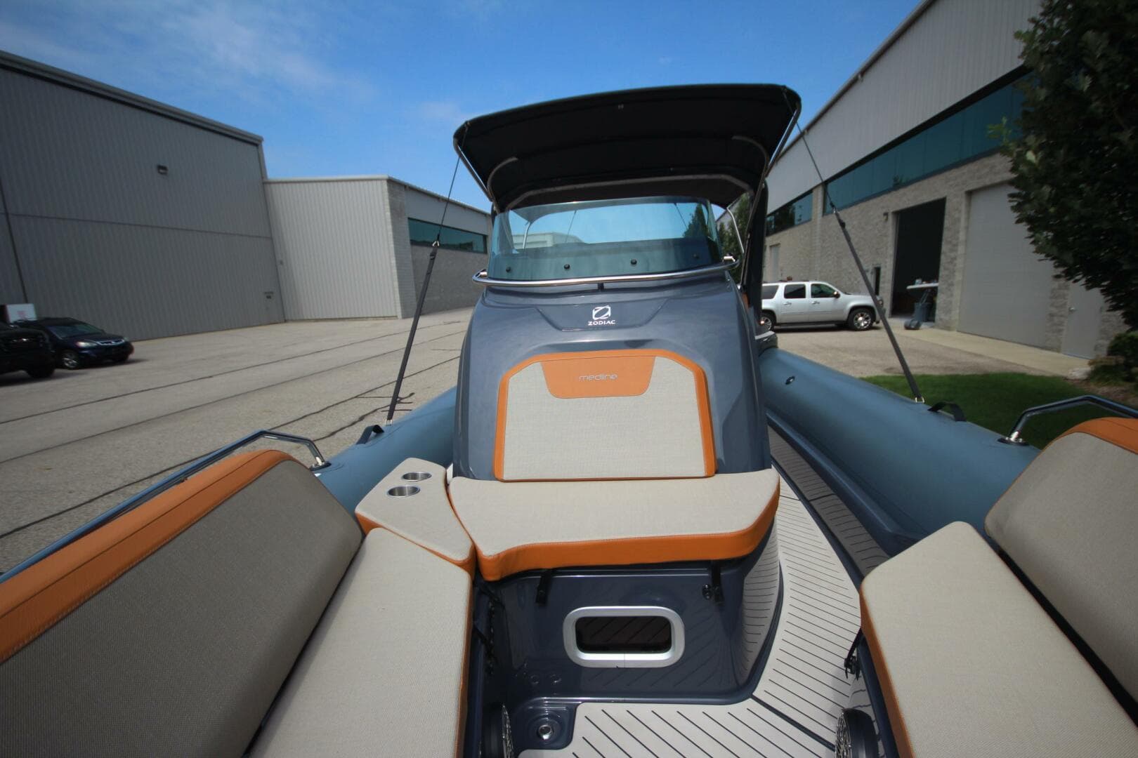 2024 Zodiac Medline 9 NEO