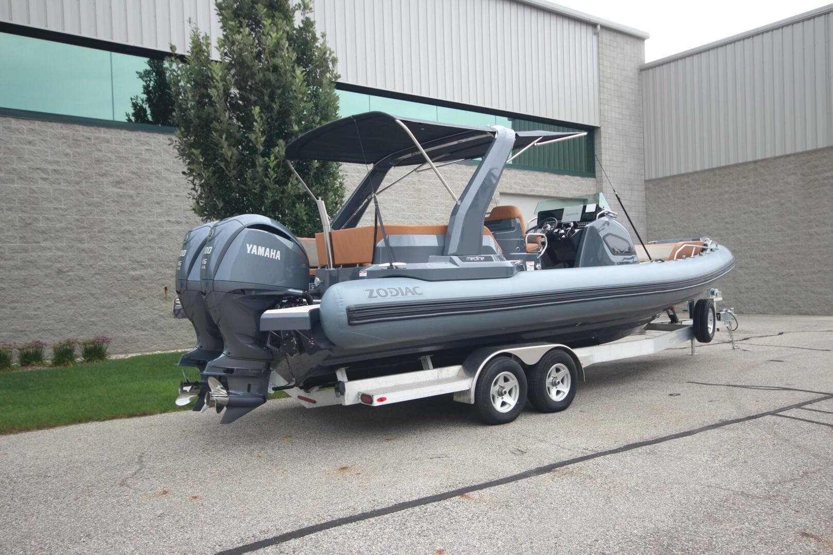 2024 Zodiac Medline 9 NEO