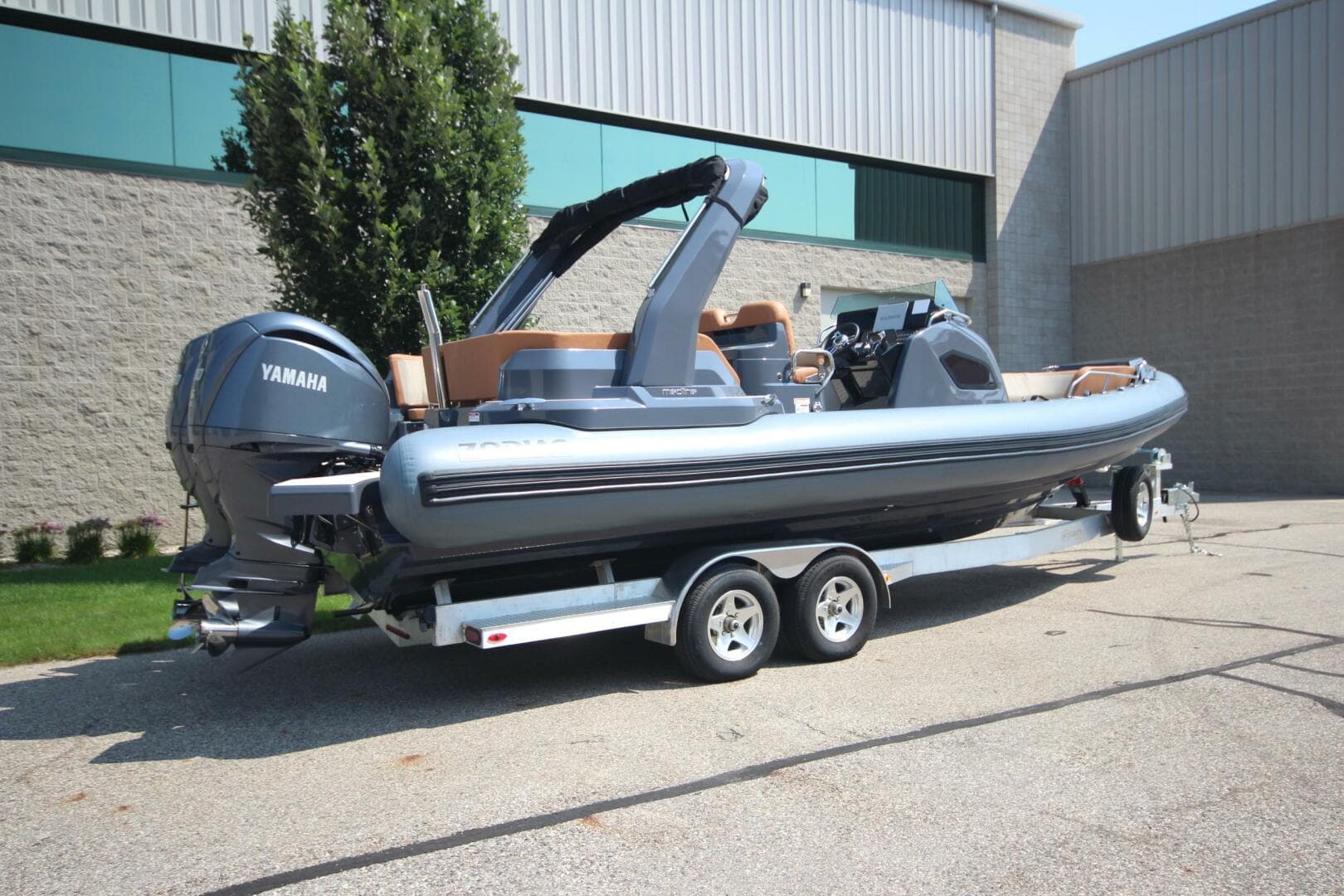 2024 Zodiac Medline 9 NEO