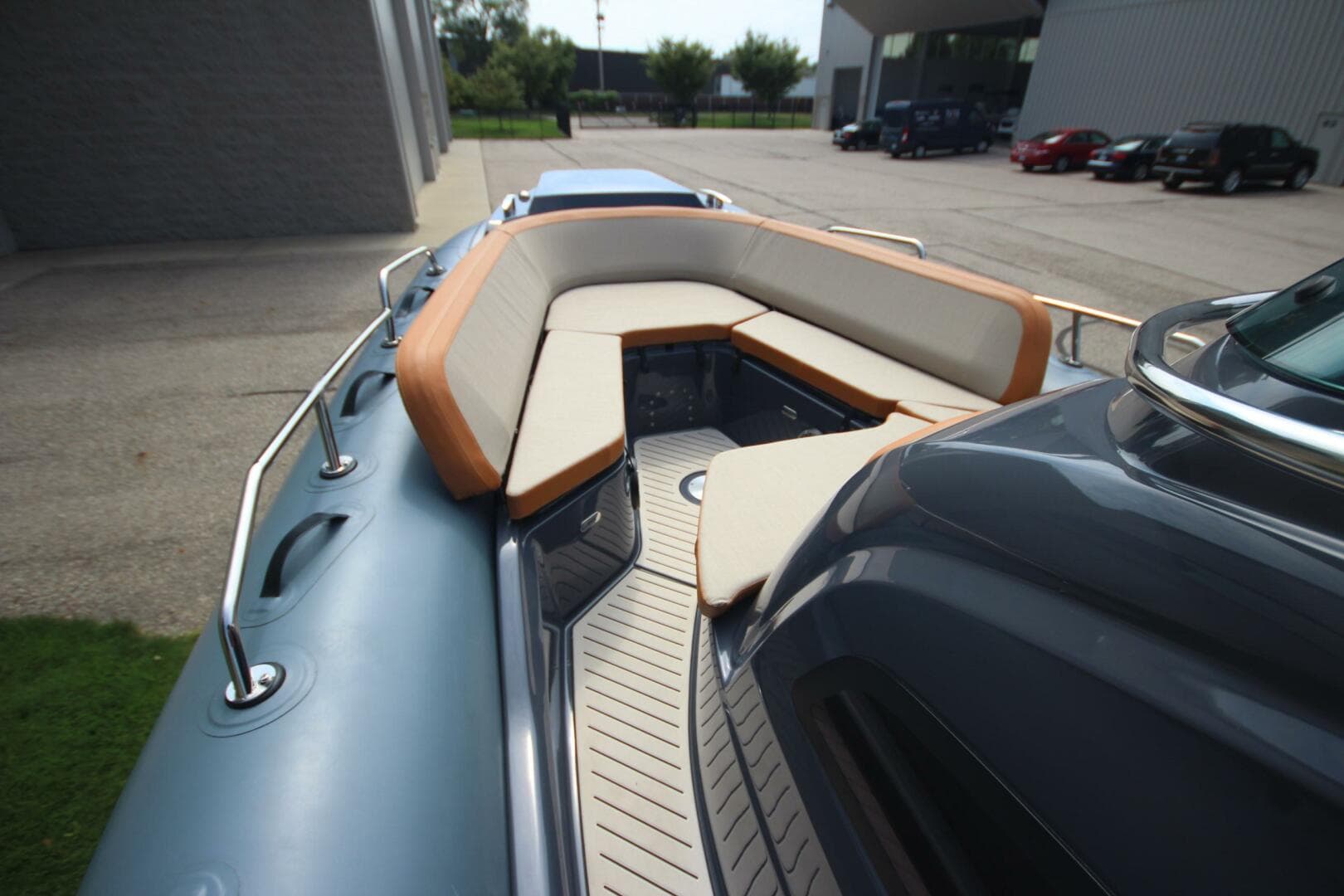 2024 Zodiac Medline 9 NEO