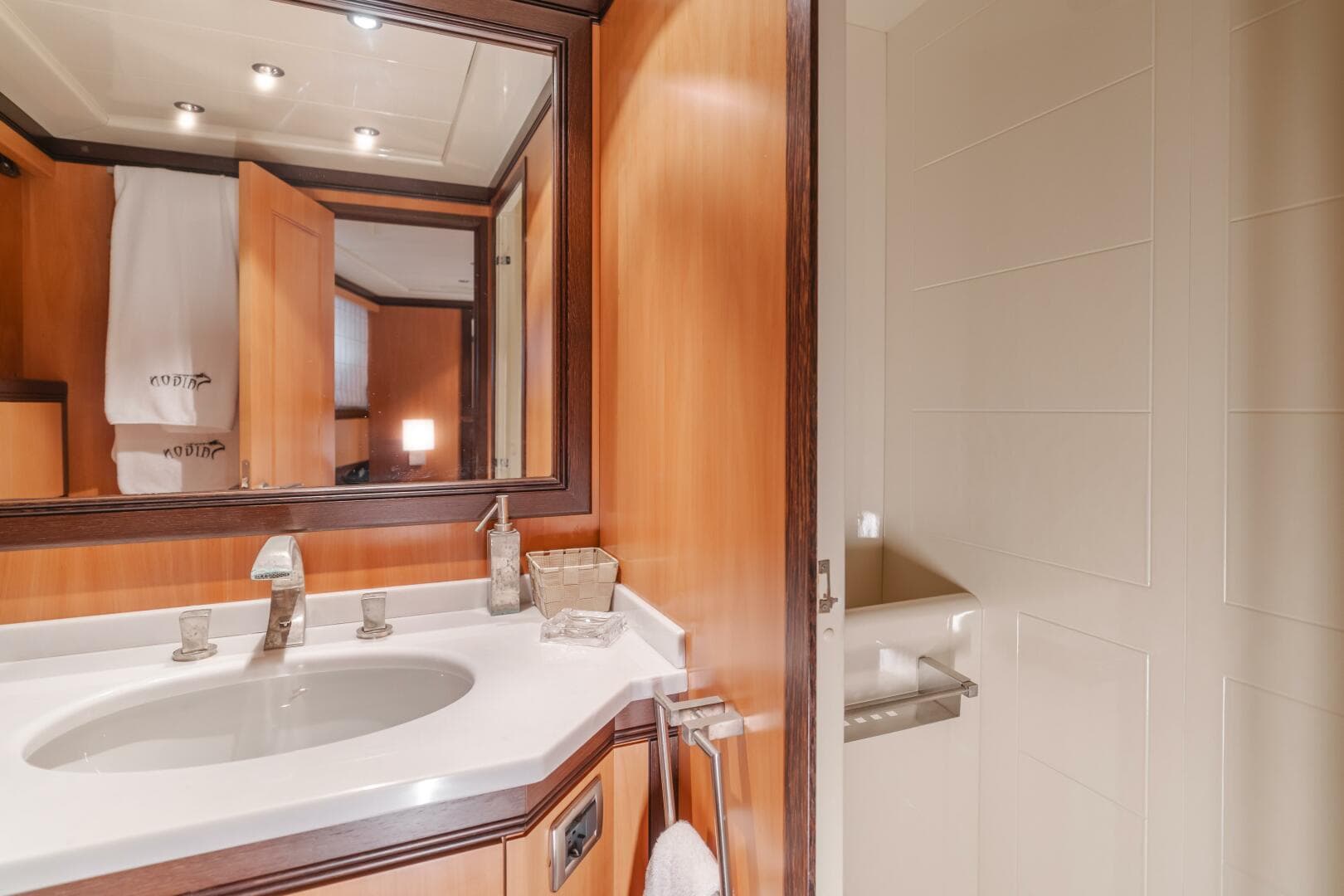 2004 Mangusta 105 Sport