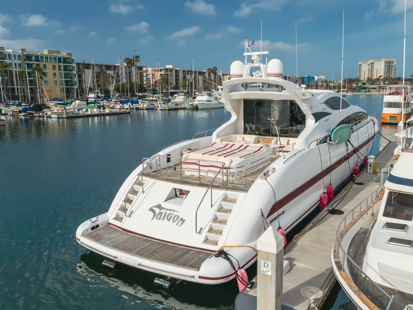2004 Mangusta 105 Sport