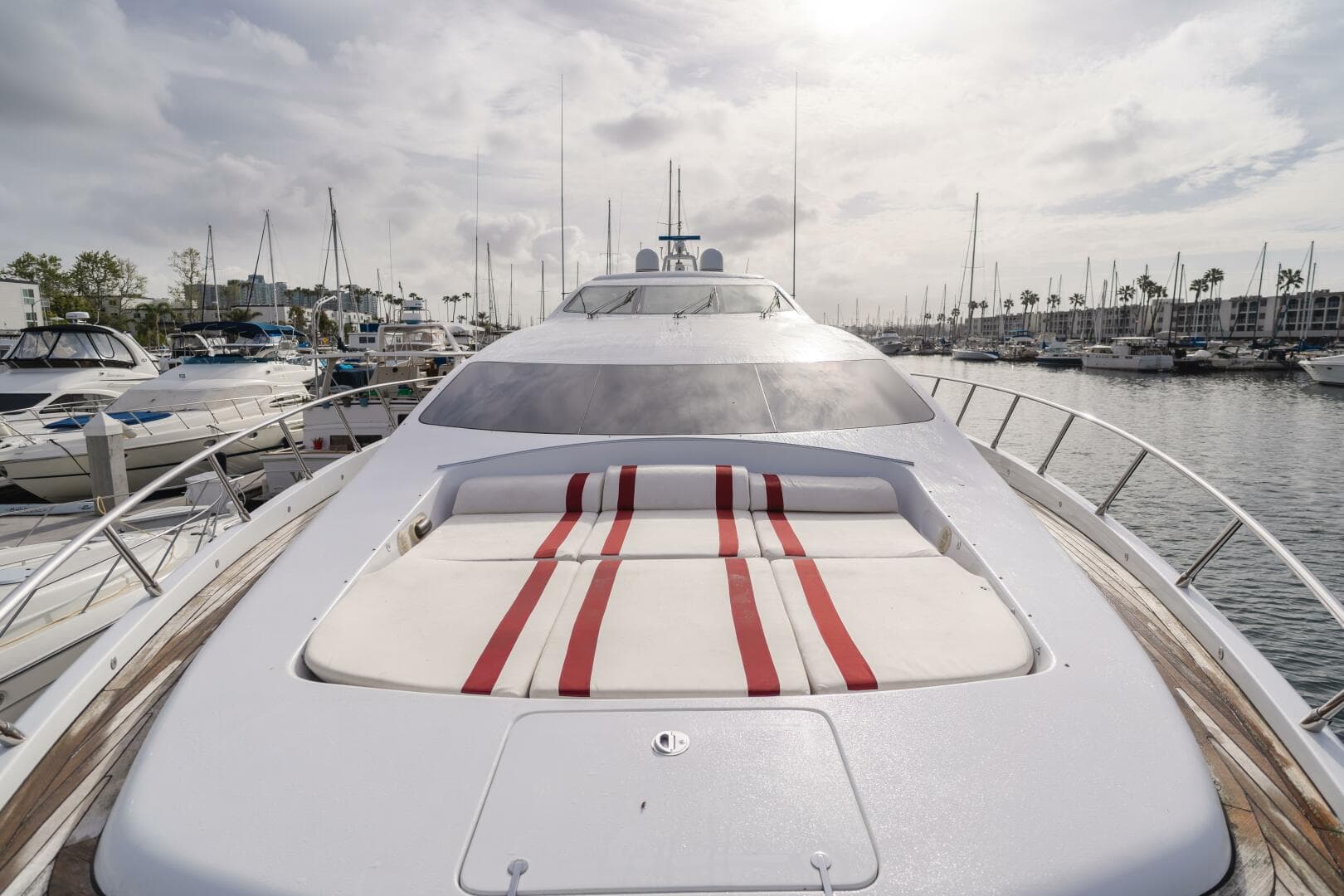 2004 Mangusta 105 Sport