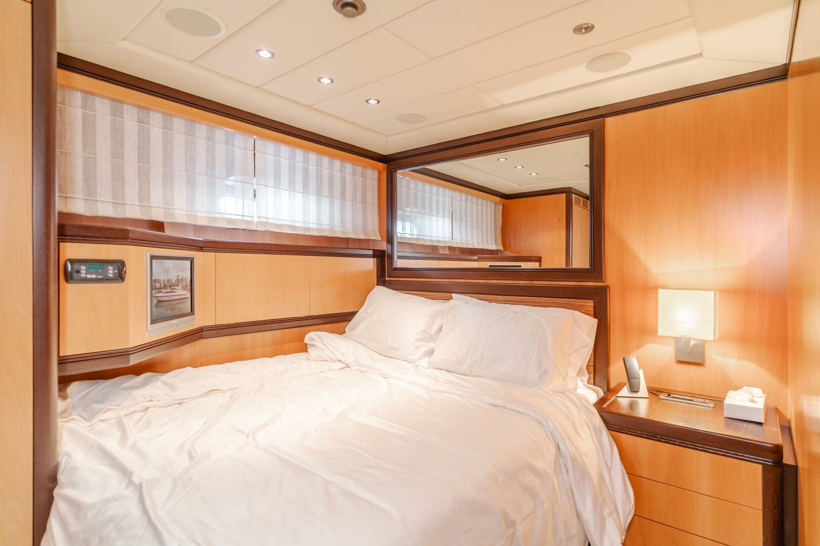 2004 Mangusta 105 Sport