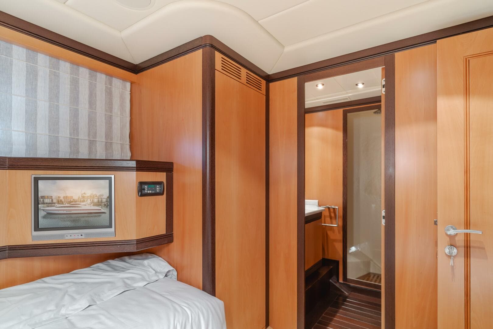 2004 Mangusta 105 Sport