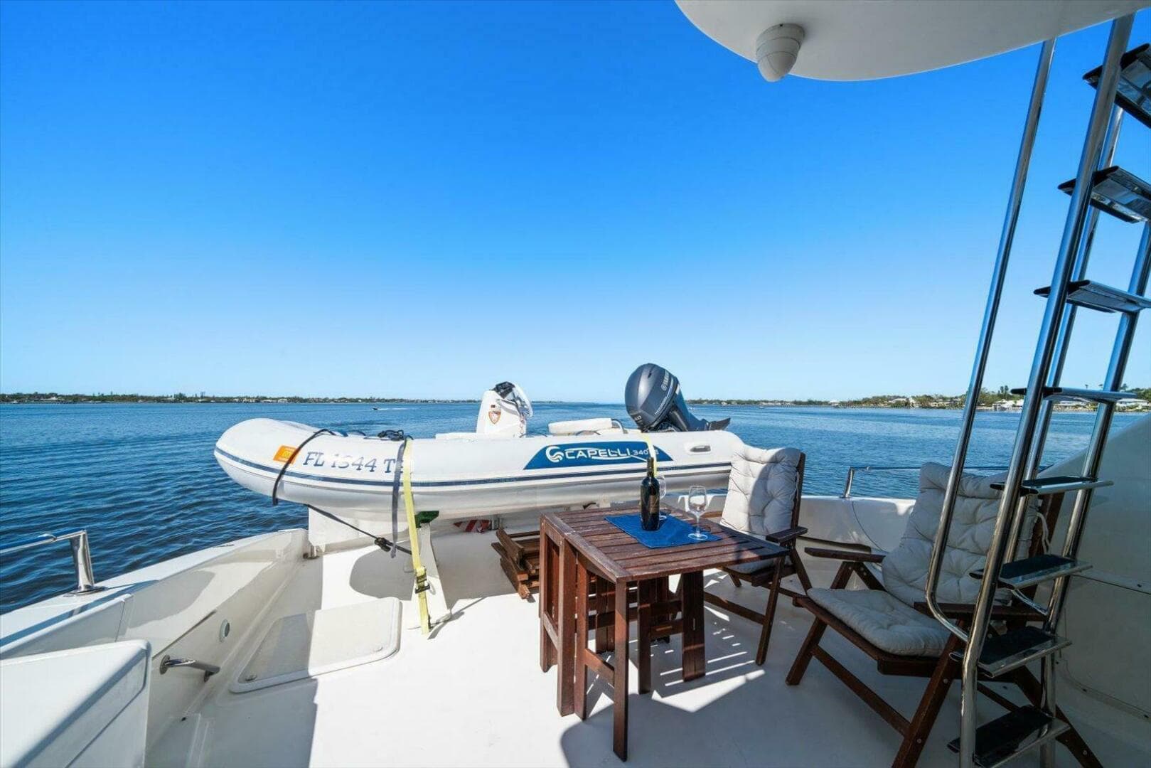 1997 Lazzara Yachts EB 76