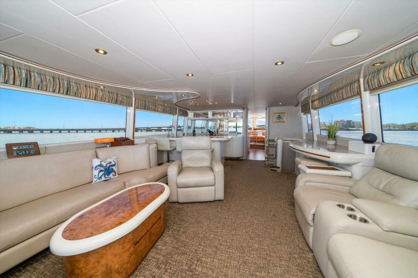 1997 Lazzara Yachts EB 76