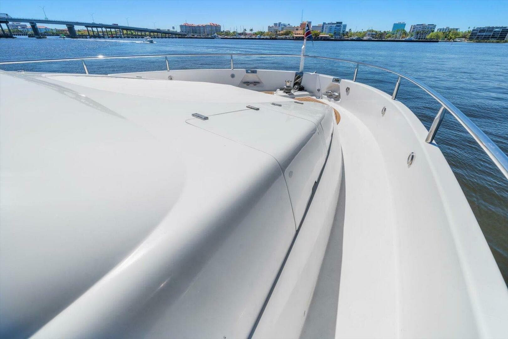 1997 Lazzara Yachts EB 76