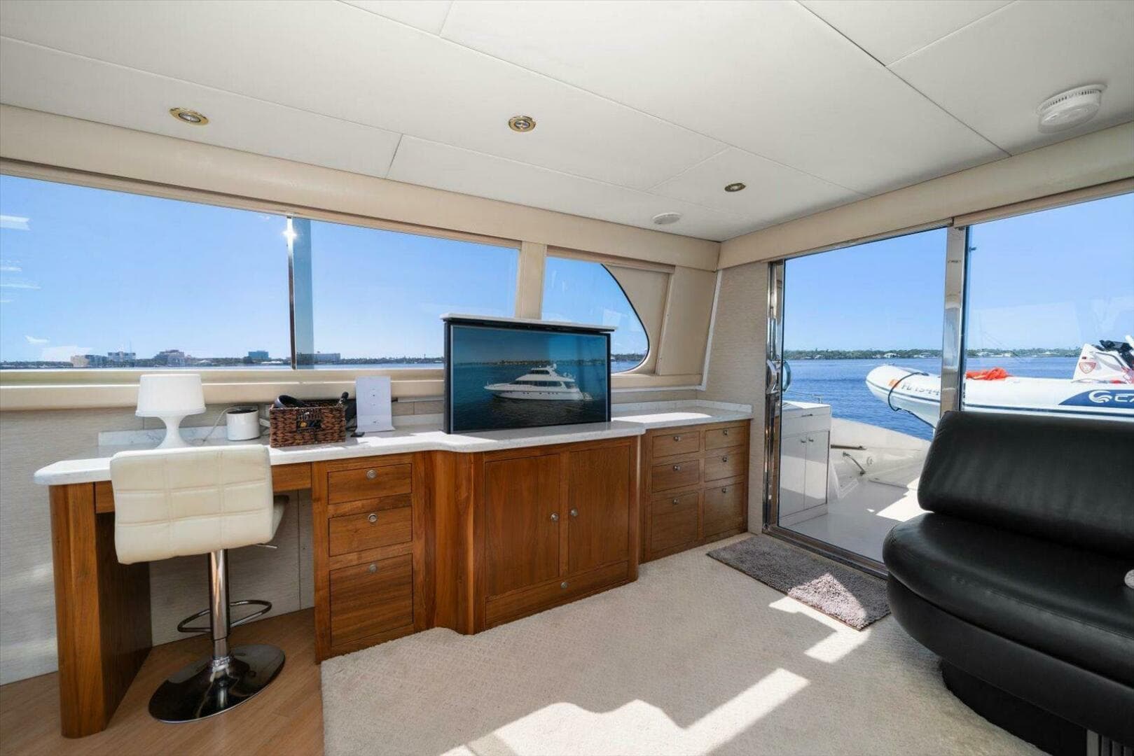 1997 Lazzara Yachts EB 76