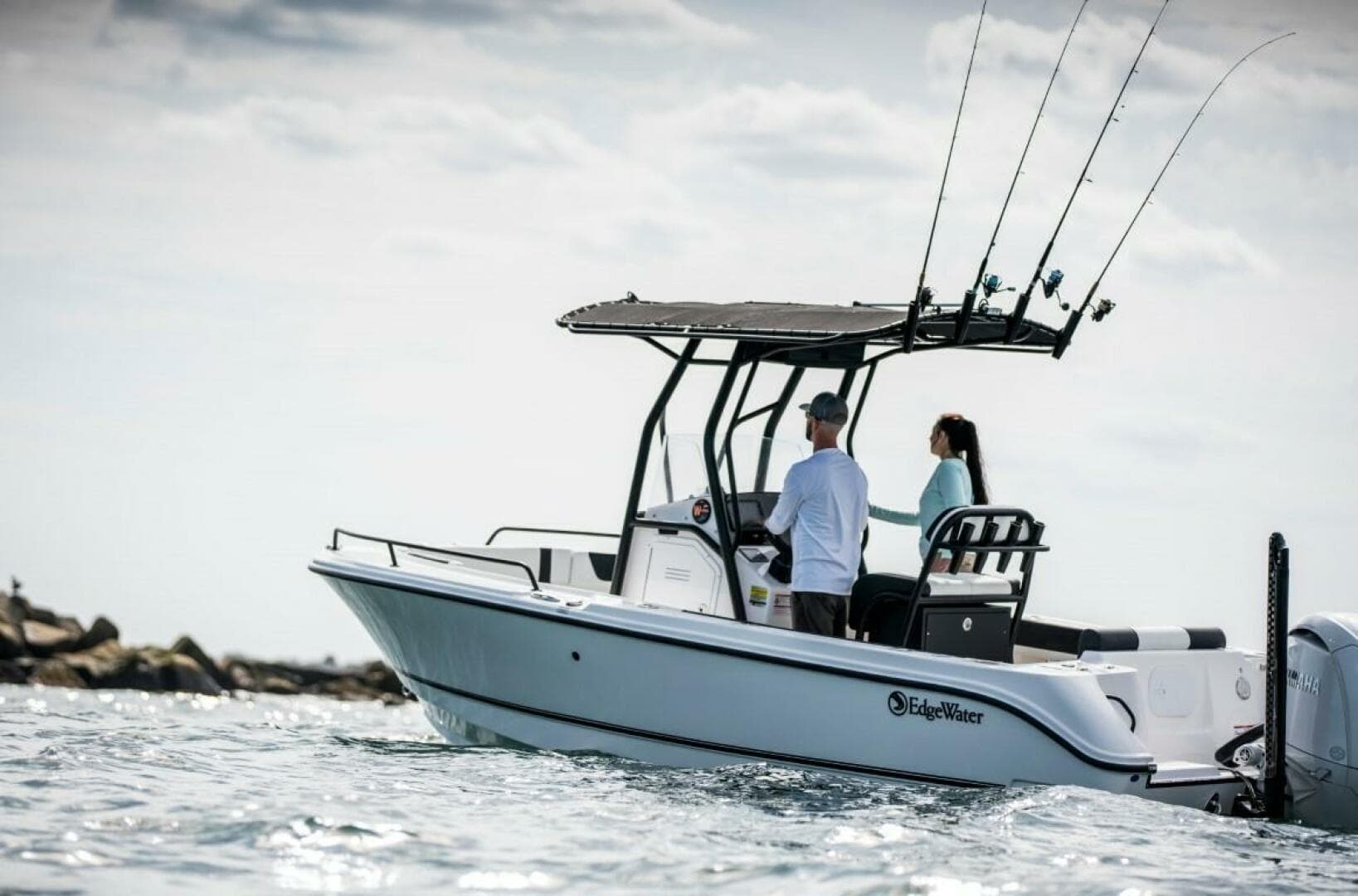 2025 Edgewater 208CC