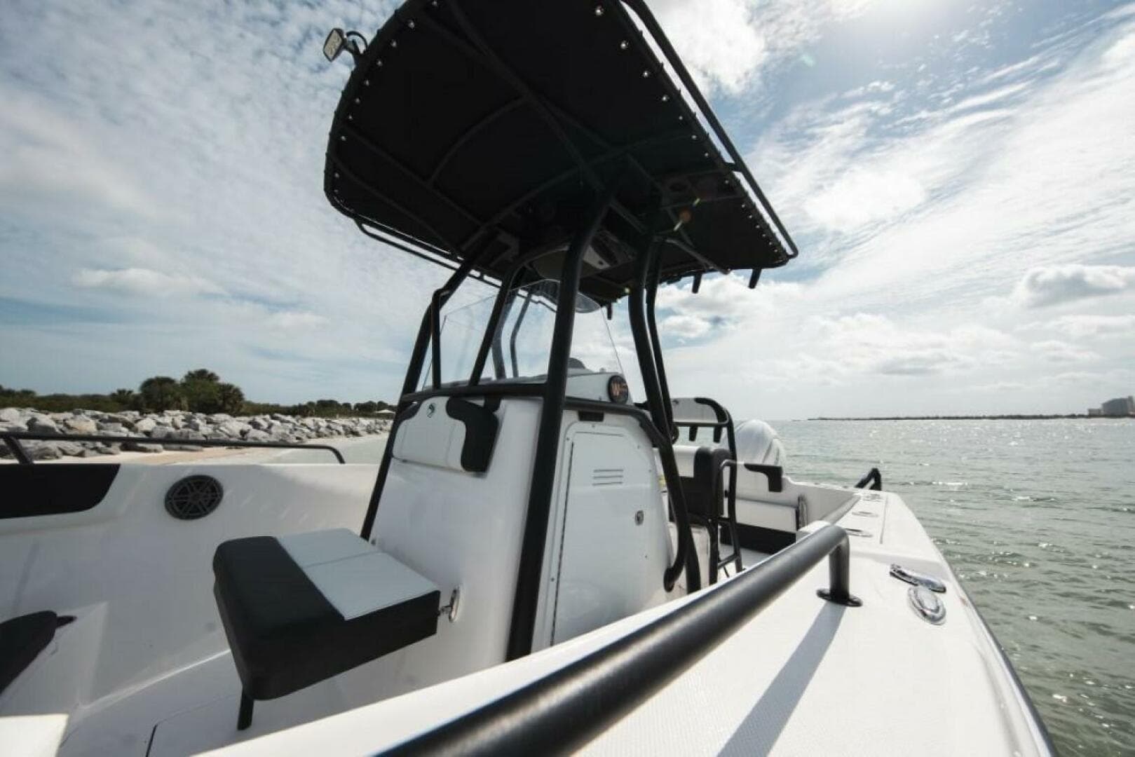 2025 Edgewater 208CC