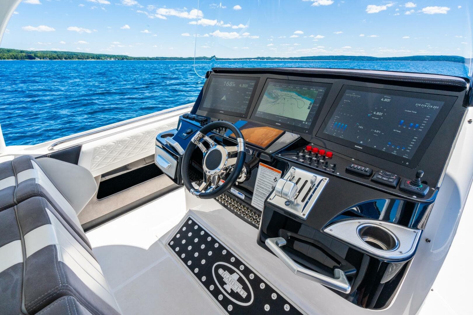 2019 Cigarette 41 GTR Reserve