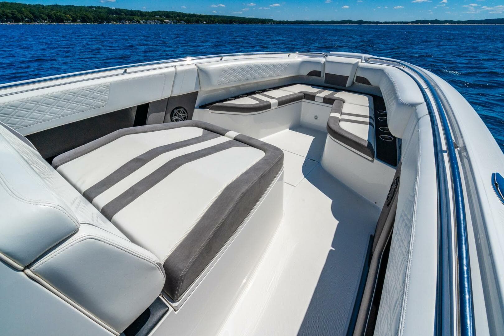 2019 Cigarette 41 GTR Reserve