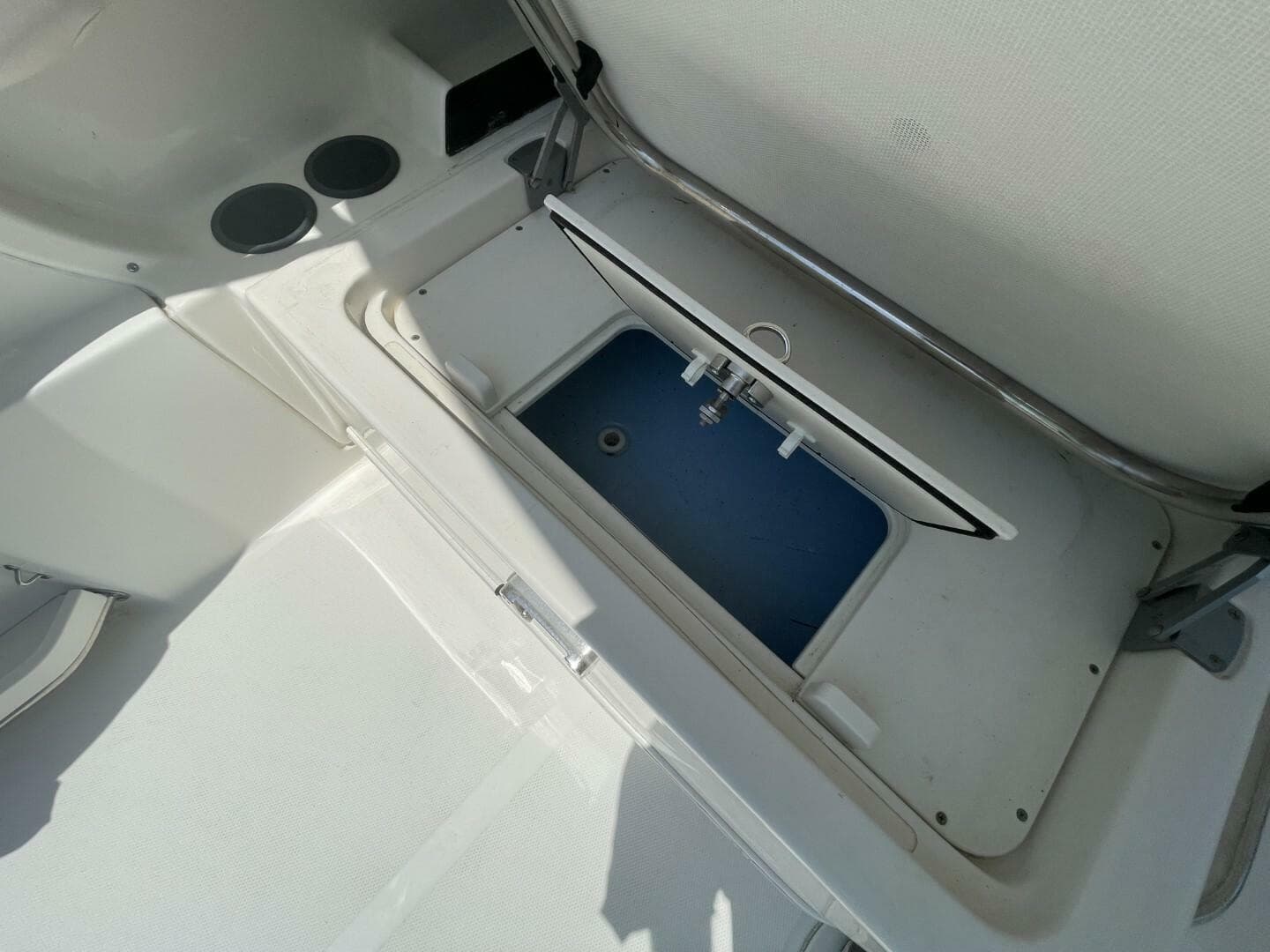 2016 Boston Whaler 270 Vantage