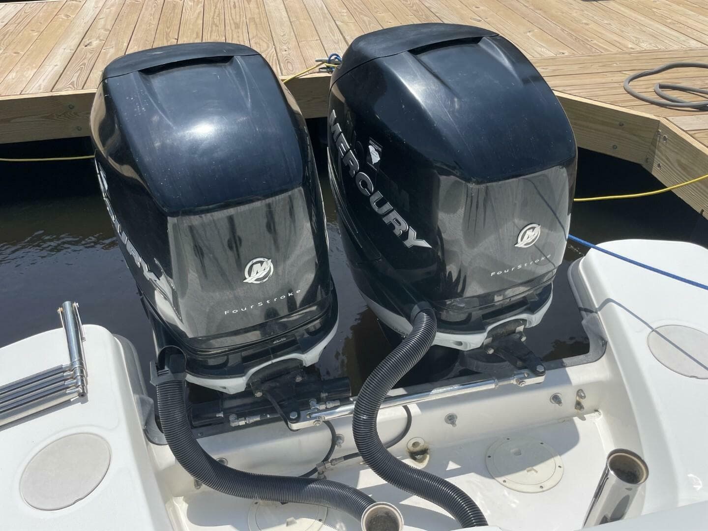 2016 Boston Whaler 270 Vantage