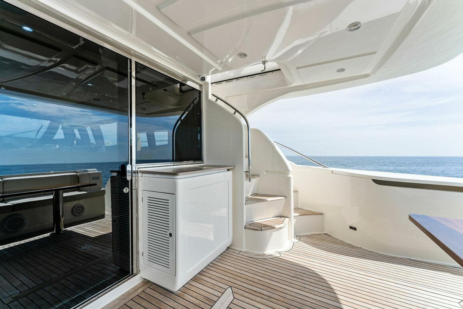 2013 Ferretti Yachts 620