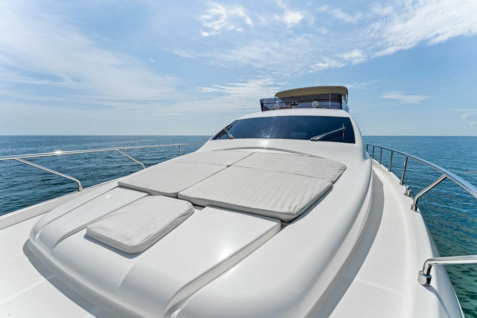 2013 Ferretti Yachts 620