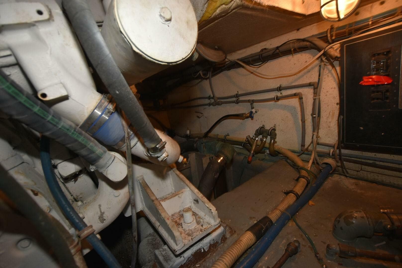 1988 Hatteras 48 Convertible