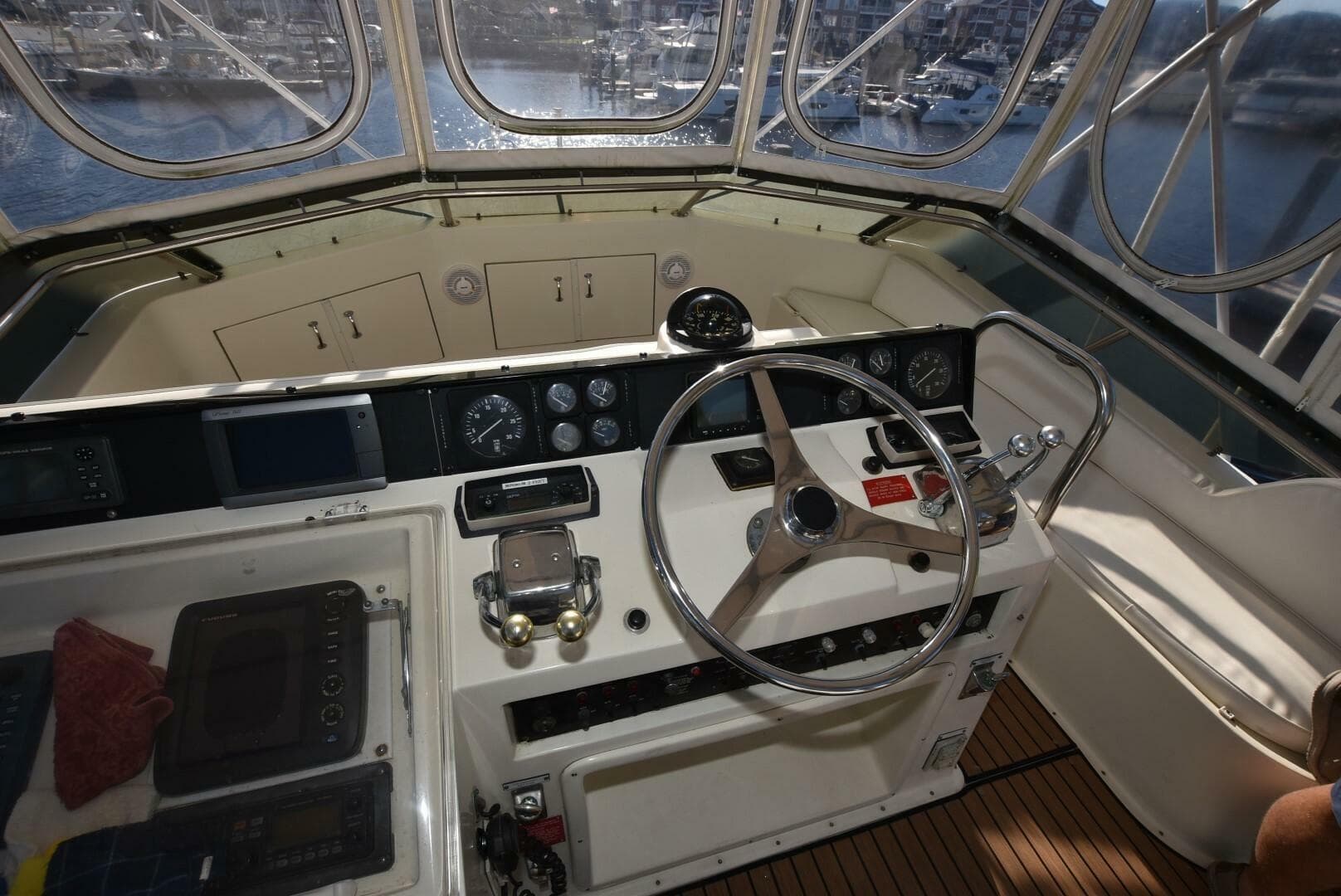 1988 Hatteras 48 Convertible