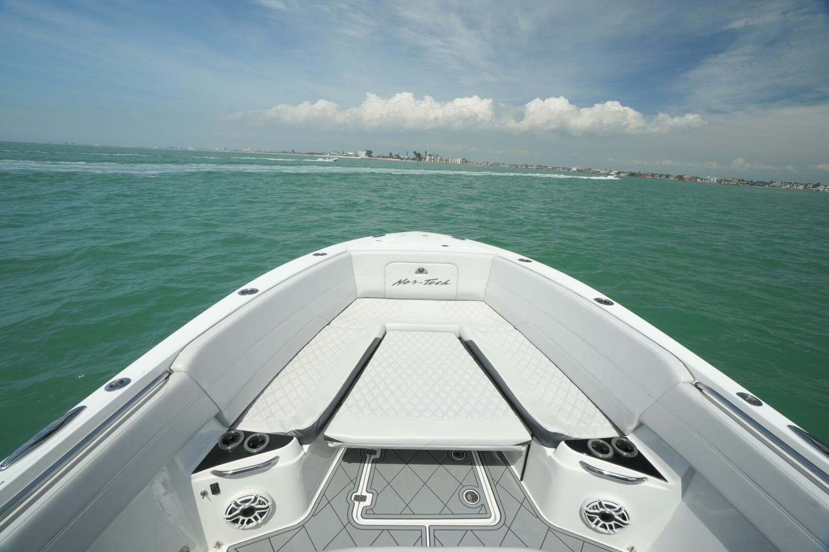 2020 Nor-Tech 390 Sport