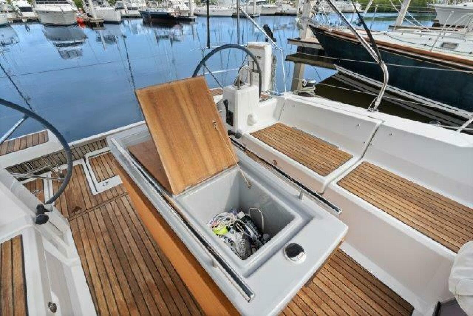 2018 Beneteau 41.1