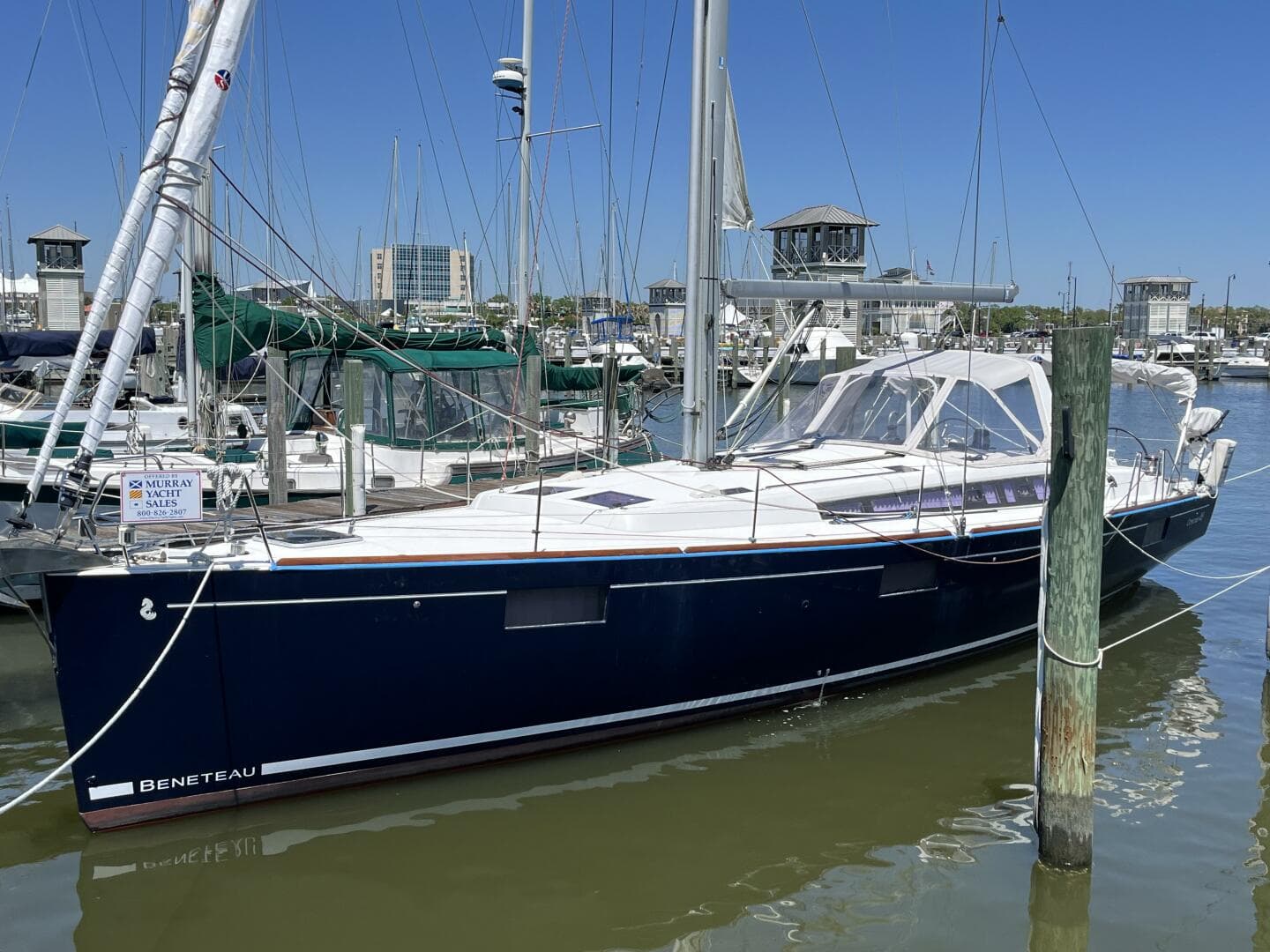 Beneteau Oceanis 48
