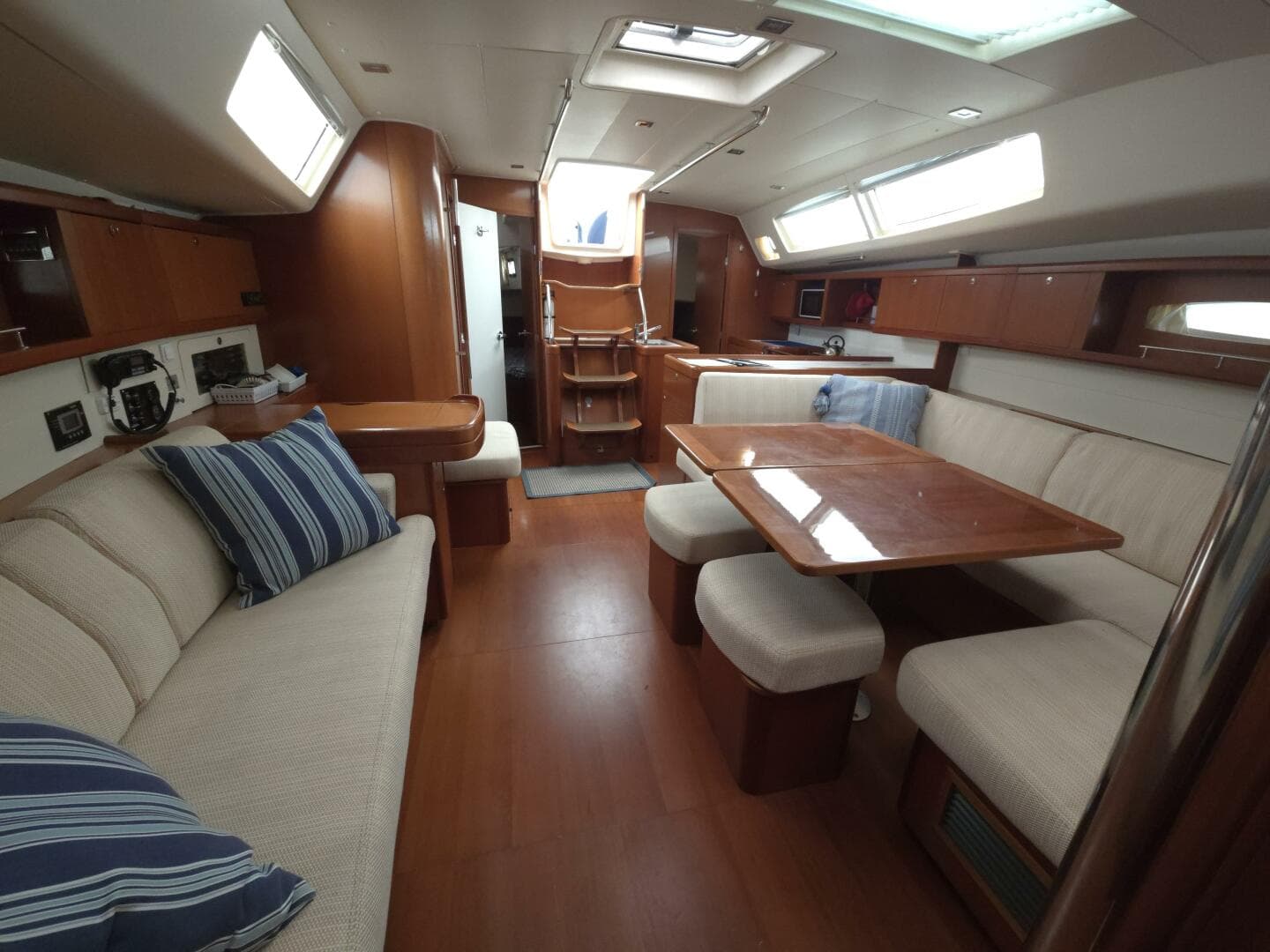 2007 Beneteau 49