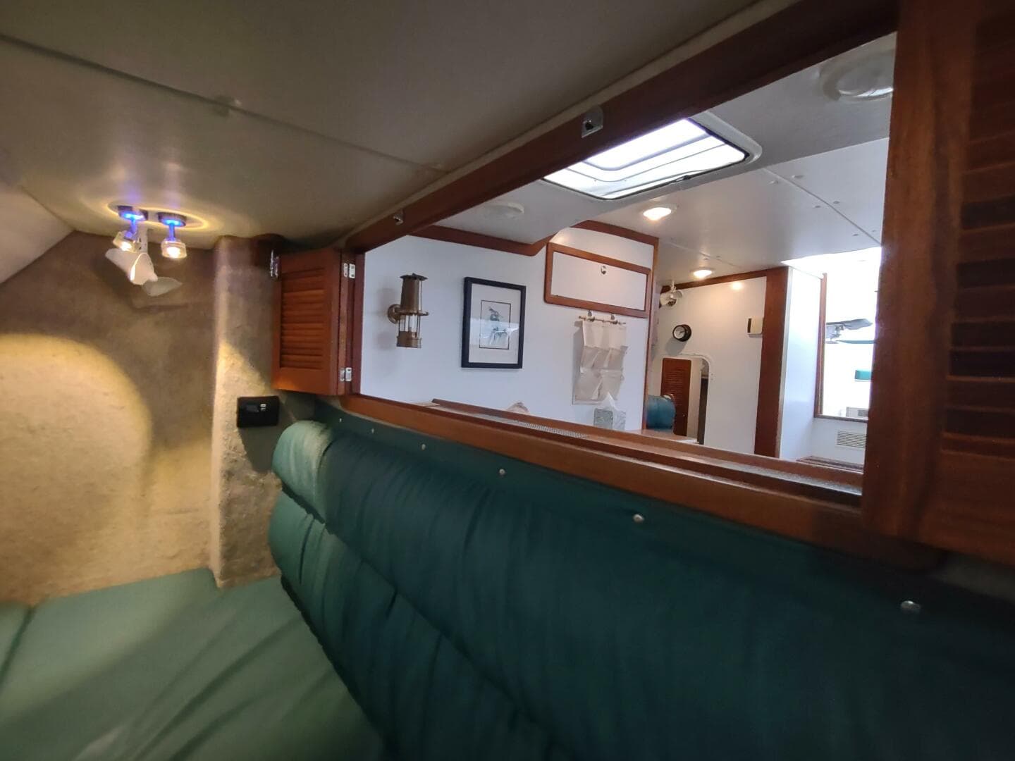 2002 Endeavour Catamaran Trawlercat 36