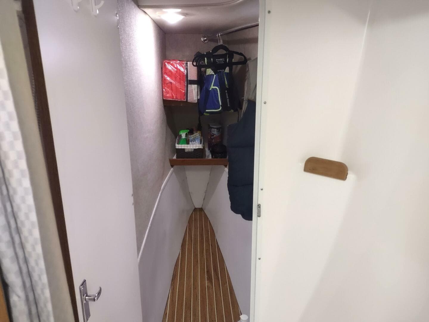 2002 Endeavour Catamaran Trawlercat 36