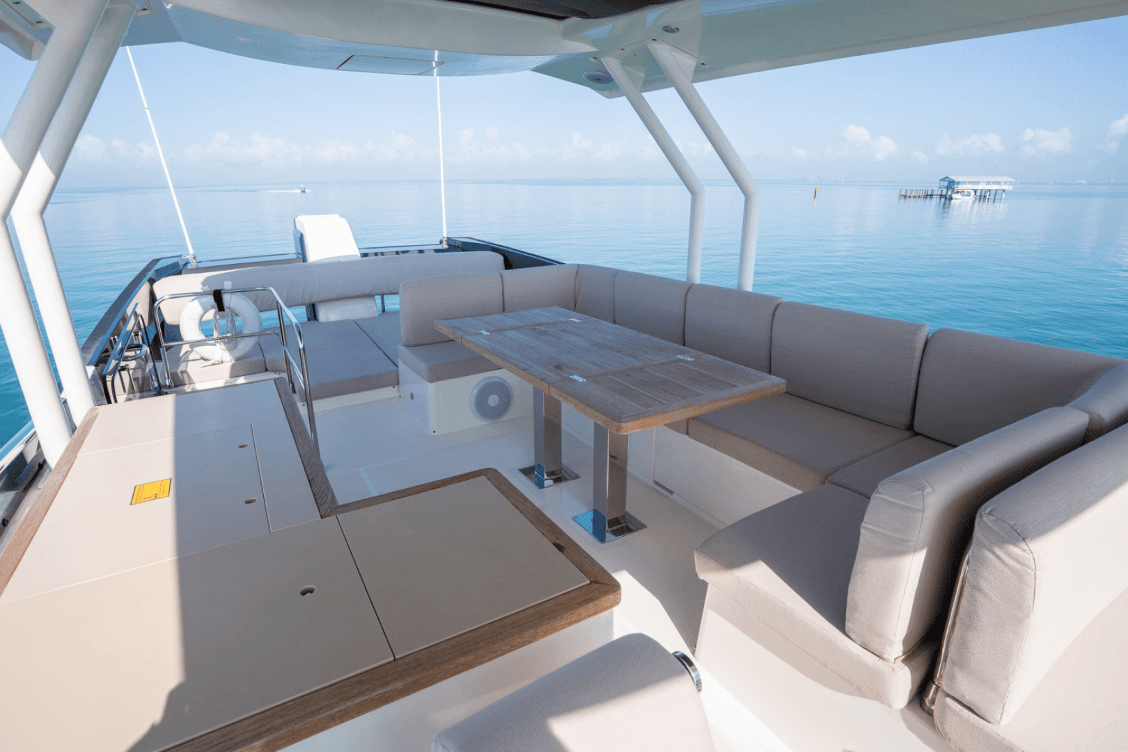 2019 Monte Carlo Yachts MC6