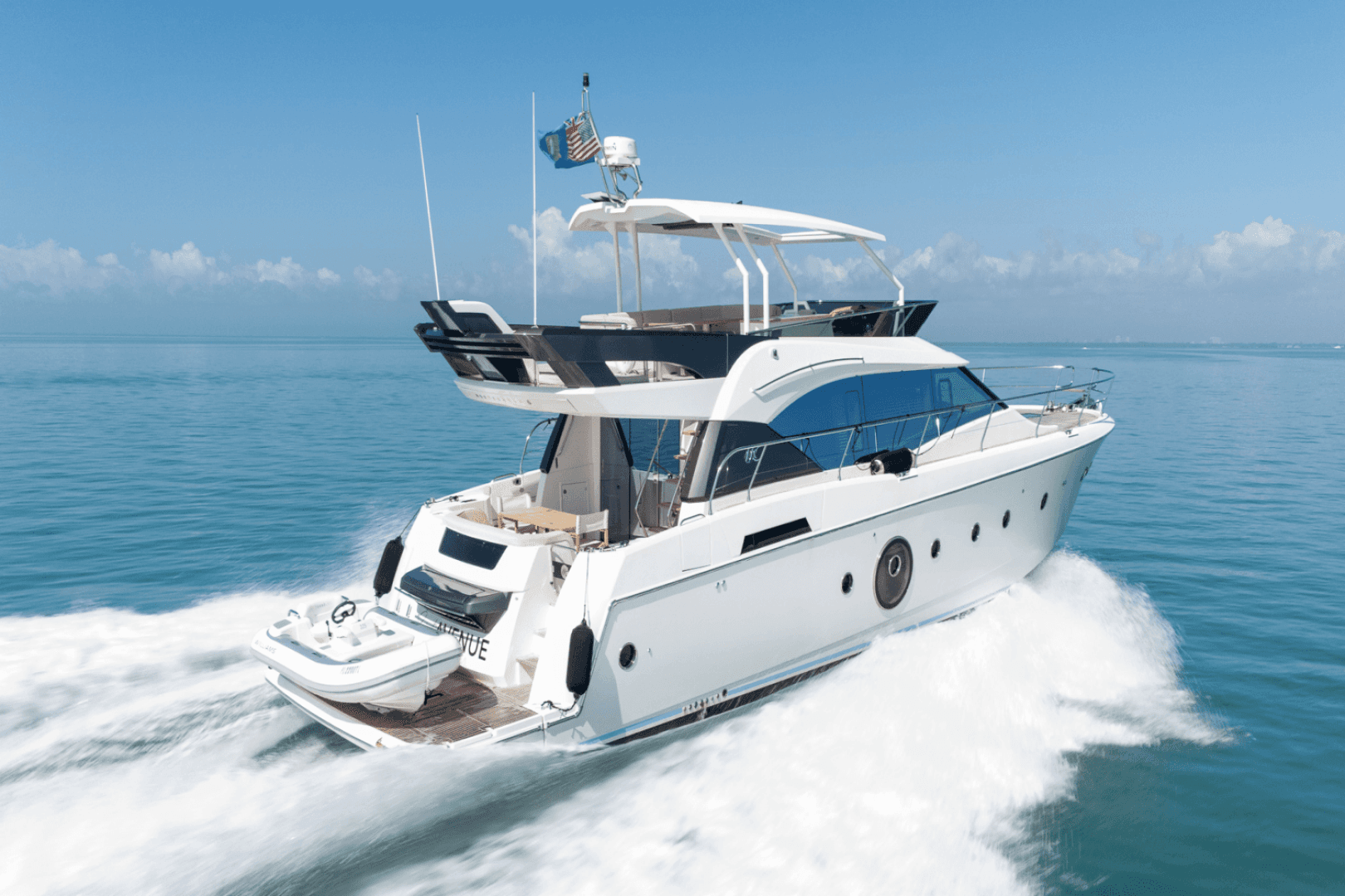 2019 Monte Carlo Yachts MC6